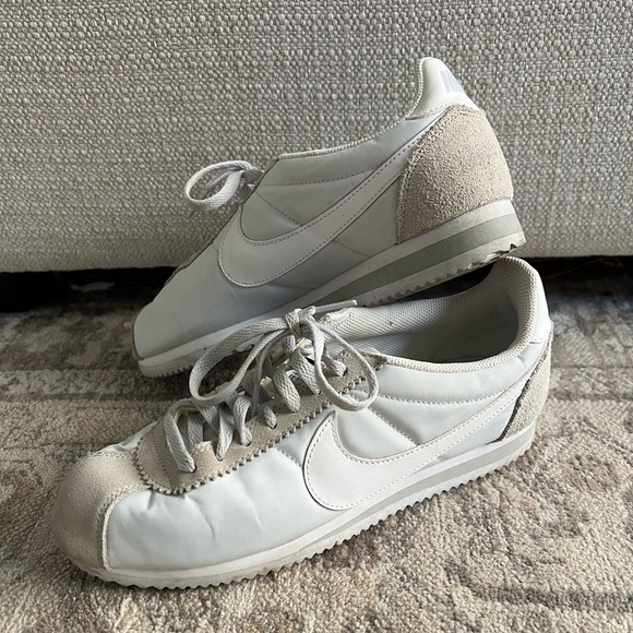 Nike Cortez Sneaker - Picture 1 of 5